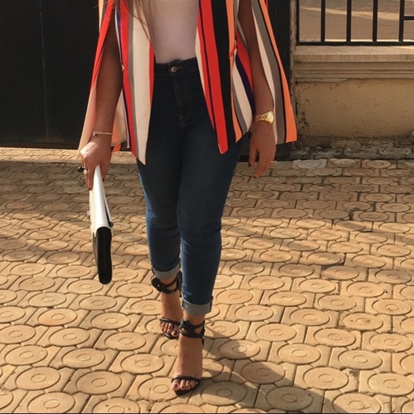 Black heeled sandals - Picture 1 of 5